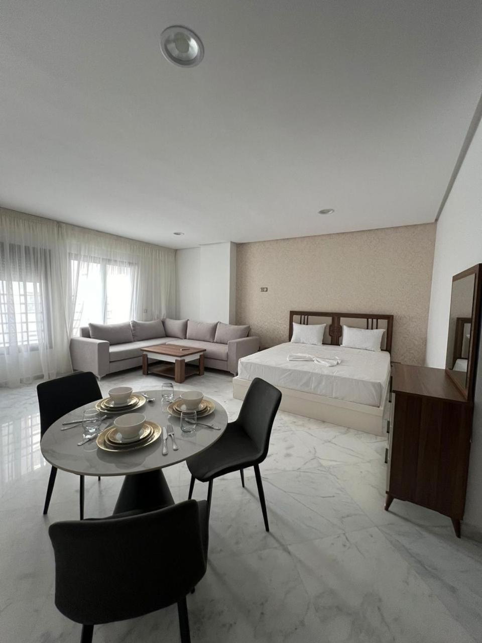Luxury Apartment Charf Luaran gambar