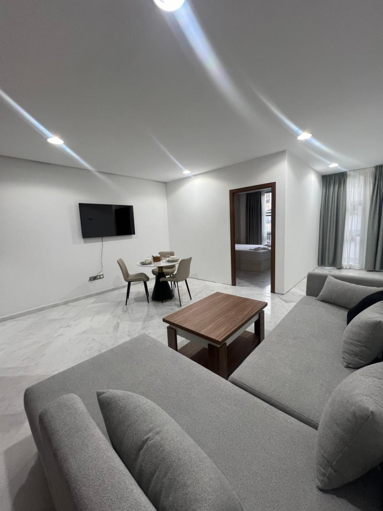 Luxury Apartment Charf Luaran gambar