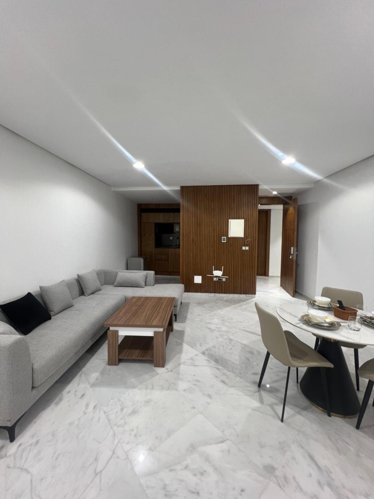 Luxury Apartment Charf Luaran gambar