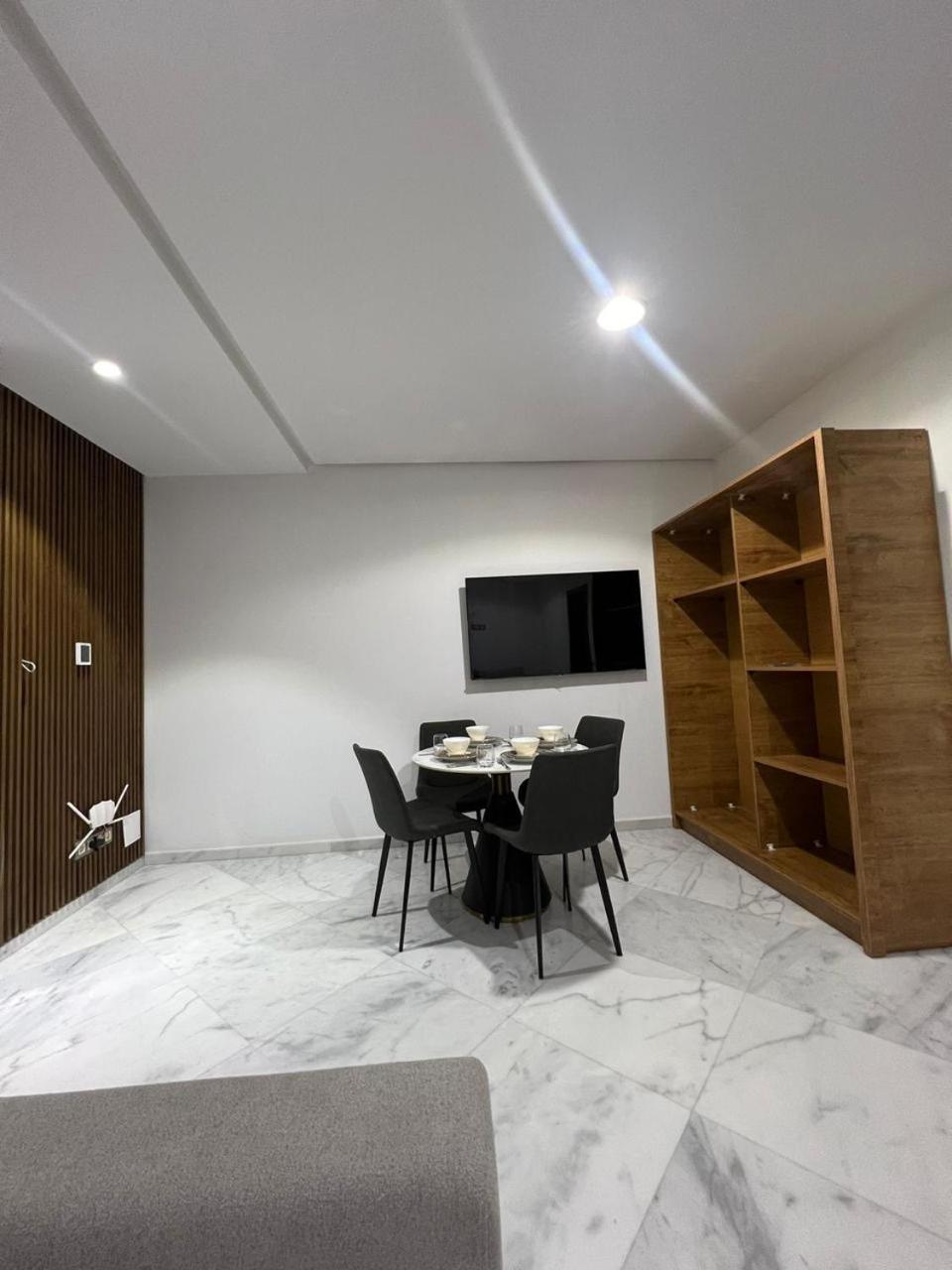 Luxury Apartment Charf Luaran gambar